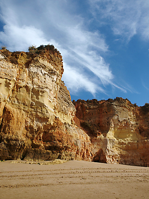 포토 JPG 해외이미지 모래 파도 바다 여행 자연 휴가 휴식 풍경 사람없음 물 여름 파란색 태양 맑음 절벽 달력 껍질 동굴 황금 포르투갈 부식 해군 암초 해외202004 해외포토 자연요소 계절 유럽 컬러 컨셉 날씨 군대 생태계 파일형식 이미지허브