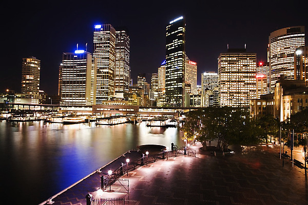 포토 JPG 해외이미지 야경 사람없음 야외 건물 도시풍경 항구 고층빌딩 호주 시드니 대도시 해외202004 해외포토 건축물 교통시설 풍경 빌딩 도시 오세아니아 야간 파일형식 풍경_경치 이미지허브
