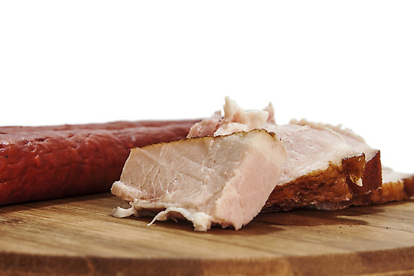 포토 JPG 해외이미지 전통 음식 조각 건조 도마 육류 돼지고기 사람없음 목재 장식 빨간색 주방 저녁식사 소고기 흰색 신선 고명 소시지 맛 아침식사 애피타이저 자르기 햄 슬라이스 베이컨 훈제 살라미 식품점 치유 해외202004 해외포토 나무 컬러 컨셉 식재료 재료 모션 주방용품 상점 식사 가공식품 파일형식 이미지허브