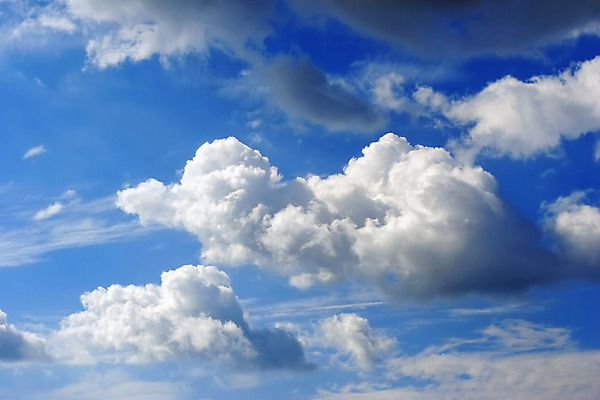 포토 JPG 해외이미지 구름 자연 하늘 날씨 사람없음 야외 파란색 빛 햇빛 회색 분위기 수분 장면 천국 솜털 몽환 해외202004 해외포토 자연요소 컬러 컨셉 태양 생태계 파일형식 이미지허브