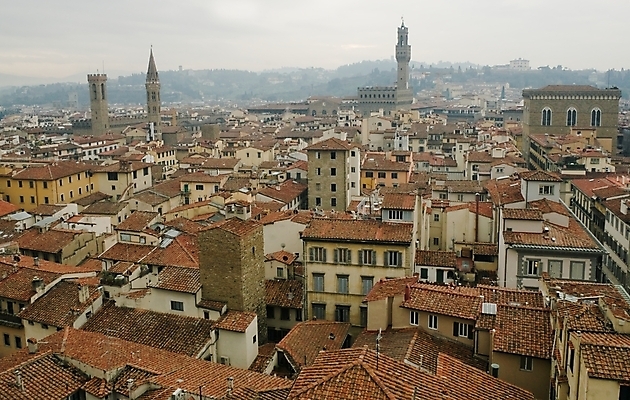 포토 JPG 해외이미지 외관 유럽 문화 여행 건축양식 하늘 지붕 파노라마 풍경 사람없음 야외 건물 가로 도시풍경 교회 탑 이탈리아 도시 중세 땅 언덕 스카이라인 르네상스 옛날 수평선 해외202004 해외포토 건축물 건축 나라 종교건축 촬영기법 역사 파일형식 이미지허브