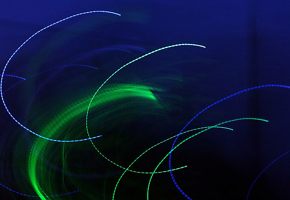 포토 JPG 해외이미지 백그라운드 곡선 추상 사람없음 초록색 파란색 빛 활발 역동적 자취 해외202004 해외포토 선 컬러 컨셉 무늬 파일형식 이미지허브