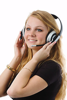 포토 JPG 해외이미지 얼굴 비즈니스 대화 한명 스마트폰 사무실 헤드폰 듣기 작업 도움 전화기 고객 서비스 컨설턴트 부름 비서 목소리 마케팅 운영자 접수 지원 헬프 해외202004 해외포토 직업 1 음향기기 컨셉 모션 말하기 사람 신체부위 핸드폰 스마트기기 전문직 상담 파일형식 이미지허브