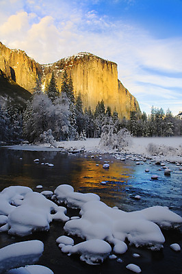 포토 JPG 해외이미지 주간 겨울 자연 하늘 산 사람없음 야외 강 미국 눈 캘리포니아 겨울풍경 해외202004 눈덮임 해외포토 자연요소 계절 컨셉 북아메리카 날씨 풍경 생태계 파일형식 이미지허브