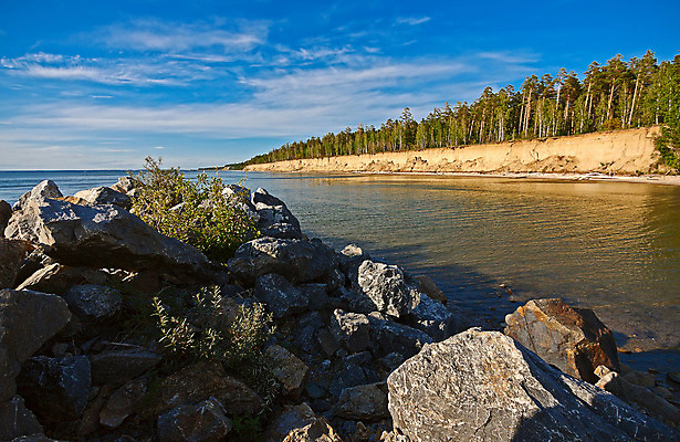 포토 JPG 해외이미지 바다 자연 하늘 풍경 사람없음 물 그림 러시아 통나무 암초 수목 해외202004 해외포토 자연요소 나무 유럽 생태계 파일형식 이미지허브