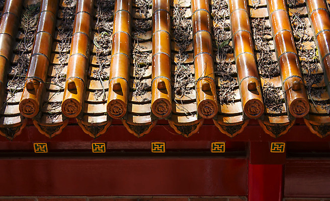 포토 JPG 해외이미지 전통 종교 문화 불교 건축양식 지붕 건조 그림자 동양인 사람없음 건물 목재 빨간색 노란색 중국 흰색 사찰 황금 원주민 스타일 해외202004 해외포토 나무 건축물 건축 아시아 컬러 재료 종교건축 인종 아프리카인 파일형식 이미지허브