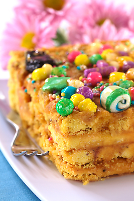 포토 JPG 해외이미지 전통 음식 디저트 사람없음 세로 컬러풀 과자 케이크 사진촬영 달콤 페루 해외202004 해외포토 컬러 촬영 남아메리카 맛 파일형식 이미지허브