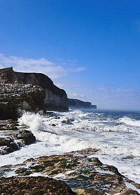 포토 JPG 해외이미지 파도 바다 풍경 사람없음 태양 흰색 해조류 부식 분필 암초 석회암 해외202004 해외포토 자연요소 컬러 암석 해양식물 초크 파일형식 이미지허브