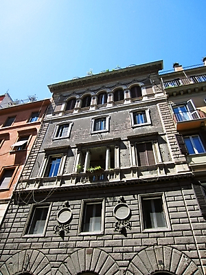 포토 JPG 해외이미지 외관 건축양식 주택 사람없음 건물 이탈리아 도시 중세 로마 옛날 해외202004 해외포토 건축물 건축 유럽 역사 파일형식 이미지허브