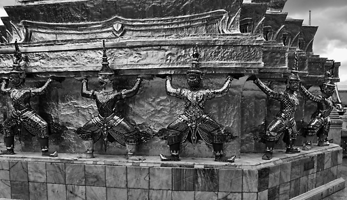 포토 JPG 해외이미지 아시아 건축양식 태국 하늘 사람없음 조각상 사찰 영혼 황금 방콕 명승지 해외202004 해외포토 건축 나라 종교건축 풍경 조형물 파일형식 이미지허브