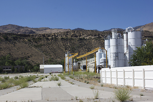 포토 JPG 해외이미지 산업 로우앵글 비즈니스 건축양식 공장 부동산 벽돌 굴뚝 사람없음 야외 건물 가로 빨간색 여름 탑 제조 큼 버리기 부식 시티라이프 구식 명승지 복잡 옛날 웅장함 카피스페이스 해외202004 해외포토 라이프스타일 건축물 계절 건축 뷰포인트 컬러 컨셉 공업 모션 풍경 공백 재산 크기 파일형식 이미지허브