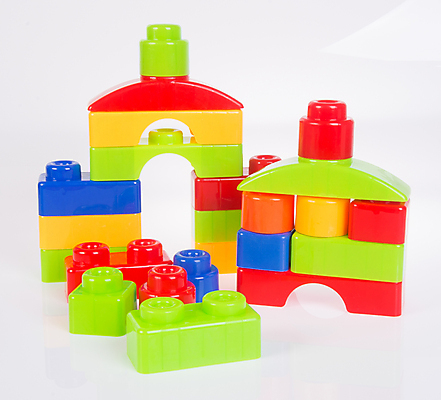 포토 JPG 해외이미지 디자인 교육 어린이 백그라운드 컨셉 놀이 벽돌 사람없음 건물 빨간색 초록색 파란색 컬러풀 장난감 노란색 쌓기 블록 성장 게임 흰색 플라스틱 편지 큐브 레고 개발 고립 해외202004 해외포토 건축물 컬러 모션 재질 사람 파일형식 이미지허브