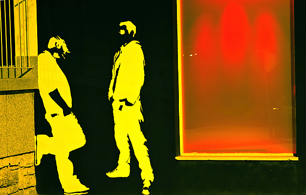 포토 JPG 해외이미지 벽 창문 유리 전등 풍경 사람없음 빨간색 상점 검은색 야간 사인 그림 장면 스타일 해외202004 해외포토 자연요소 컬러 재질 조명 파일형식 이미지허브