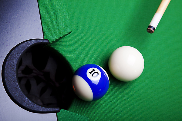 포토 JPG 해외이미지 실내 사람없음 포켓볼 당구공 당구대 당구채 해외202004 해외포토 공 내부 당구 당구용품 파일형식 이미지허브