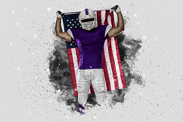 포토 JPG 해외이미지 남자 스포츠 유니폼 공 한명 사람 운동복 보라색 미식축구 축구 미국 깃발 럭비공 미식축구선수 해외202004 해외포토 1 옷 컬러 북아메리카 운동선수 구기 럭비용품 파일형식 이미지허브