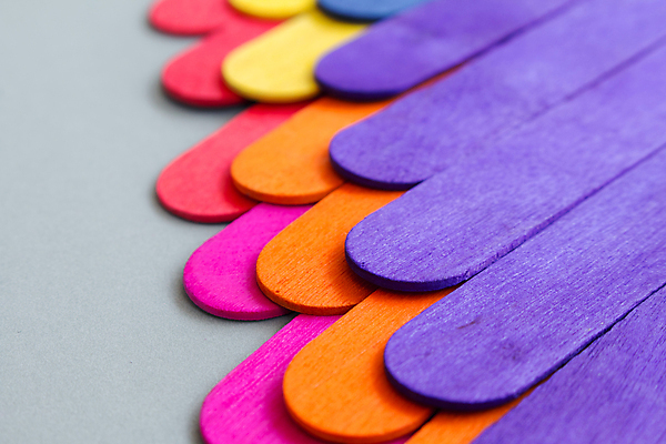 포토 JPG 해외이미지 교육 종이 어린이 분홍색 백그라운드 무지개 오렌지 학교 놀이 추상 미술 사람없음 건물 목재 빨간색 초록색 파란색 세트 컬러풀 장난감 연필 갈색 노란색 페인트 유치원 활발 장비 게임 흰색 도구 그리기 그룹 팔레트 변화 수집 오브젝트 그림 크레파스 고립 뮤지컬 스펙트럼 줄서기 해외202004 해외포토 자연요소 나무 건축물 컬러 컨셉 무늬 과일 재료 모션 문화예술 학용품 사람 필기구 파일형식 이미지허브