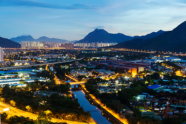포토 JPG 해외이미지 야경 아파트 사람없음 야외 건물 도시풍경 고층빌딩 통조림 홍콩 리빙 진짜 테러리스트 해외202004 해외포토 건축물 주택 풍경 빌딩 중국 도시 야간 범죄인 테러 파일형식 풍경_경치 이미지허브