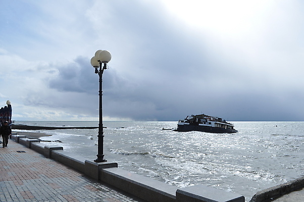 포토 JPG 해외이미지 구름 모래 파도 바다 자연 하늘 휴가 풍경 사람없음 야외 초록색 물 어둠 침묵 회색 안개 바위 스페인 폭풍 아일랜드 뿌연 수평선 해외202004 해외포토 자연요소 유럽 컬러 날씨 소리 돌_바위 생태계 파일형식 이미지허브
