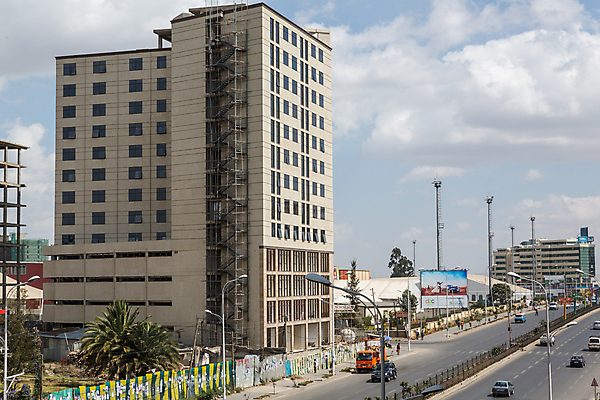 포토 JPG 해외이미지 도로 백그라운드 건축양식 아프리카 거리 주택 사람없음 건물 도시풍경 도시 에티오피아 해외202004 해외포토 건축물 건축 나라 길 교통시설 풍경 파일형식 이미지허브