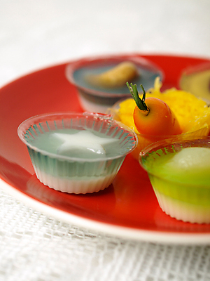 포토 JPG 해외이미지 디자인 꽃 아시아 음식 백그라운드 과일 태국 디저트 콩 건강 요리 미술 동양인 사람없음 장식 초록색 컬러풀 흰색 신선 달콤 맛 설탕 먹기 부드러움 코코넛 젤리 핸드메이드 스타일 해외202004 해외포토 식물 나라 컬러 컨셉 모션 문화예술 곡류 인종 감각 파일형식 이미지허브