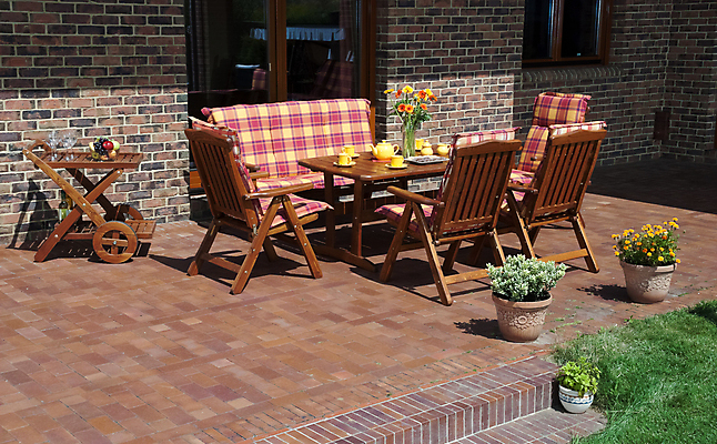 포토 JPG 해외이미지 나무 식물 라이프스타일 디자인 계절 꽃 가구 의자 건축양식 자연 탁자 호텔 휴가 휴식 주택 잔디 사람없음 야외 목재 장식 빨간색 초록색 여름 정원 봄 재산 고급 우아함 갑판 타일 내추럴 스타일 해외202004 해외포토 건축 컬러 생활용품 컨셉 배_교통 재료 숙소 건물 생활 금융 생태계 파일형식 이미지허브