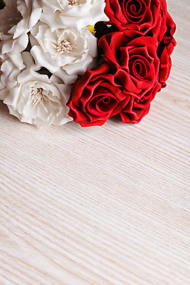 포토 JPG 해외이미지 꽃잎 꽃 꽃다발 결혼 백그라운드 컨셉 잎 비즈니스 탁자 휴가 사랑 이벤트 사람없음 장식 빨간색 장미 벚꽃 흰색 축하 인사 생일 책상 테이프 초대 인공 해외202004 해외포토 식물 기념일 감정 컬러 가구 문구용품 예절 파일형식 이미지허브