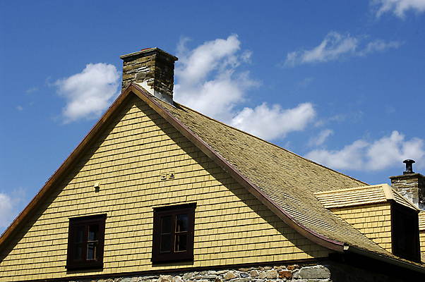 포토 JPG 해외이미지 건축양식 지붕 주택 사람없음 건물 보호 타일 생태계 내추럴 해외202004 해외포토 건축물 건축 컨셉 파일형식 이미지허브