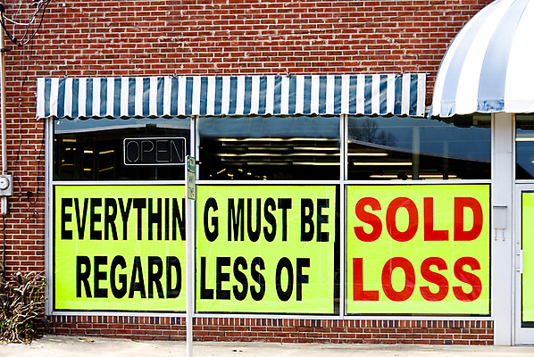 포토 JPG 해외이미지 배너 회사 비즈니스 사람없음 금융 경제 세일 상점 미국 거래 도시 닫기 사인 소매 종료 파산 빚 매각 역경 위기 재고정리 적자 트러블 해외202004 해외포토 북아메리카 모션 파일형식 이미지허브