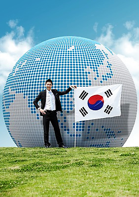 전신 PSD 식물 구름 편집 편집이미지 남자 지구 캠페인 백그라운드 하늘 한명 서기 미소 웃음 사람 잔디 초원 성인 지구본 한국인 깃발 풀 사회 국기 태극기 투표 선거 민주주의 사회이슈 전단 남자만 남자한명만 성인남자만 성인만 이미지편집 자연요소 1 컨셉 모션 표정 동양인 홍보물 공동체 파일형식