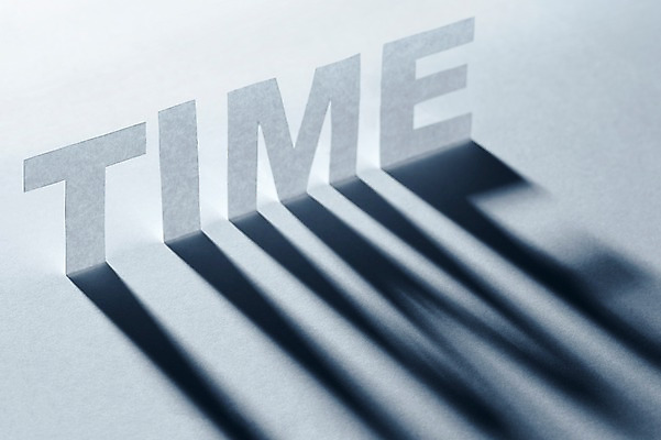 포토 JPG 스튜디오촬영 모양 문자 알파벳 영어 종이 백그라운드 컨셉 대문자 실내 그림자 사람없음 단어 모형 시간 페이퍼아트 종이공예 종이팝업 국내포토 내부 공예 파일형식