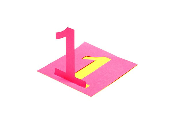 포토 JPG 스튜디오촬영 모양 1 종이 백그라운드 컨셉 실내 사람없음 숫자 모형 메모지 페이퍼아트 종이공예 포스트잇 종이팝업 국내포토 문자 내부 사무용품 공예 파일형식