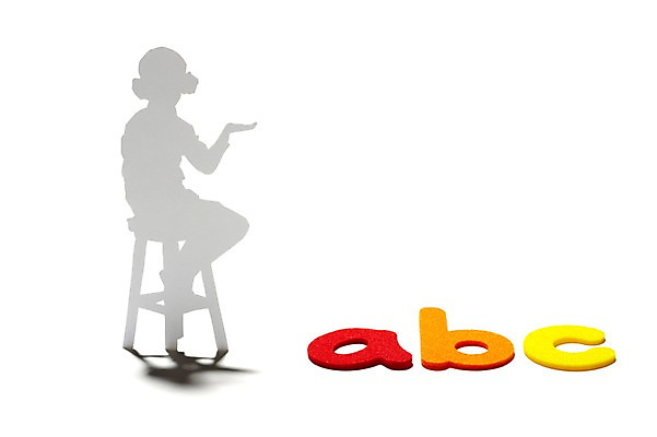 포토 JPG 스튜디오촬영 모양 알파벳 영어 교육 종이 어린이 인형 백그라운드 컨셉 의자 사람모양 실내 영어교육 앉기 모형 페이퍼아트 B 종이공예 A 소문자 종이팝업 C 종이인형 어린이만 국내포토 문자 가구 모션 사람 내부 공예 파일형식