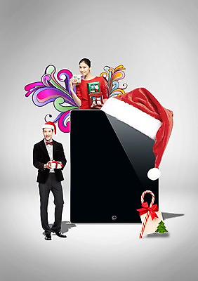 PSD 외국인 편집이미지 모자 계절 여자 기념일 남자 크리스마스 겨울 산타모자 지팡이 크리스마스선물 선물 미소 웃음 사람 이벤트 20대 성인 두명 선물상자 전자제품 컴퓨터 태블릿 스크린 터치 청년만 성인만 이미지편집 모자_잡화 잡화 표정 인종 청년 스마트기기 상자 파일형식