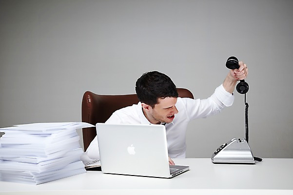 포토 JPG 스튜디오촬영 서양인 외국인 백인 해외기획촬영 라이프스타일 2012년태국 남자 맨라이프 의자 비즈니스 회색배경 스트레스 실내 한명 사람 정장 상반신 성인 앞모습 30대 비즈니스라이프 노트북 다이어리 분노 업무 직장인 비즈니스맨 작업실 찡그림 전화기 책상 문서 통화 남자만 남자한명만 성인남자만 성인한명만 성인남자한명만 장년만 장년남자만 장년남자한명만 성인만 국내포토 직업 1 옷 감정 뷰포인트 가구 백그라운드 모션 표정 인종 내부 생활 장년 전자제품 사무용품 회색 작업 파일형식