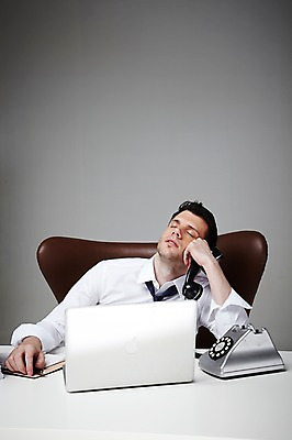 포토 JPG 스튜디오촬영 서양인 외국인 백인 해외기획촬영 라이프스타일 2012년태국 남자 맨라이프 의자 비즈니스 회색배경 실내 피곤 한명 사람 정장 상반신 성인 앞모습 30대 비즈니스라이프 노트북 펜 눈감음 다이어리 업무 직장인 비즈니스맨 작업실 전화기 책상 업무과다 통화 남자만 남자한명만 성인남자만 성인한명만 성인남자한명만 장년만 장년남자만 장년남자한명만 성인만 국내포토 직업 1 옷 뷰포인트 가구 백그라운드 컨셉 모션 인종 내부 생활 장년 전자제품 필기구 사무용품 회색 작업 파일형식