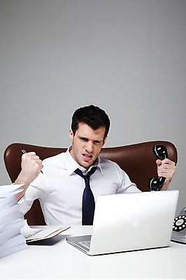 포토 JPG 스튜디오촬영 서양인 외국인 백인 해외기획촬영 라이프스타일 2012년태국 남자 맨라이프 의자 비즈니스 회색배경 스트레스 실내 한명 사람 정장 상반신 성인 앞모습 30대 비즈니스라이프 노트북 펜 다이어리 분노 업무 직장인 비즈니스맨 작업실 찡그림 전화기 책상 문서 통화 남자만 남자한명만 성인남자만 성인한명만 성인남자한명만 장년만 장년남자만 장년남자한명만 성인만 국내포토 직업 1 옷 감정 뷰포인트 가구 백그라운드 모션 표정 인종 내부 생활 장년 전자제품 필기구 사무용품 회색 작업 파일형식