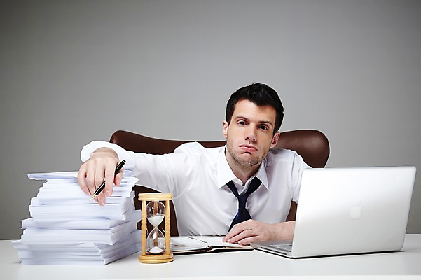 포토 JPG 스튜디오촬영 서양인 외국인 백인 해외기획촬영 라이프스타일 2012년태국 남자 시계 맨라이프 의자 비즈니스 회색배경 실내 한명 사람 정장 상반신 성인 앞모습 30대 비즈니스라이프 노트북 펜 다이어리 시간 업무 직장인 비즈니스맨 작업실 모래시계 책상 문서 업무과다 남자만 남자한명만 성인남자만 성인한명만 성인남자한명만 장년만 장년남자만 장년남자한명만 성인만 국내포토 직업 1 옷 모래 뷰포인트 가구 백그라운드 인종 내부 생활 장년 전자제품 필기구 사무용품 회색 작업 파일형식