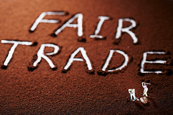 포토 JPG 스튜디오촬영 문자 알파벳 영어 커피 음식 인형 백그라운드 컨셉 재료 대문자 디저트 콩 실내 근접촬영 사람없음 아웃포커스 단어 미니어처 피규어 원두 농부 가루 삽 원두커피 공정무역 국내포토 직업 음료 뷰포인트 곡류 촬영기법 내부 모형 무역 파일형식