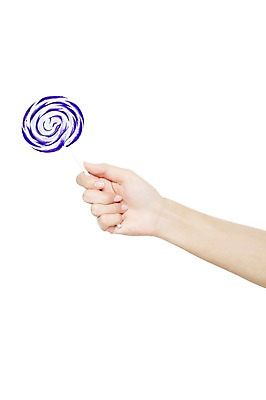 포토 JPG 스튜디오촬영 손 여자 음식 신체 모션 한손 실내 막대사탕 사탕 한명 들기 누끼 사람 손짓 신체부위 국내포토 1 디저트 내부 파일형식