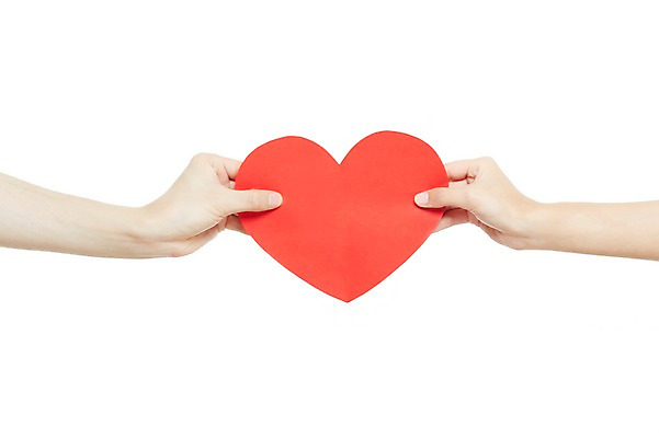 포토 JPG 스튜디오촬영 손 커플 여자 남자 신체 모션 실내 사랑 들기 누끼 사람 손짓 두명 신체부위 하트 국내포토 모양 감정 관계 내부 파일형식