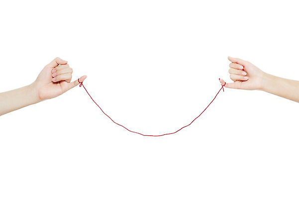 포토 JPG 스튜디오촬영 손 커플 여자 남자 신체 손가락 모션 실내 누끼 사람 손짓 두명 신체부위 실 약속 새끼손가락 국내포토 관계 내부 파일형식