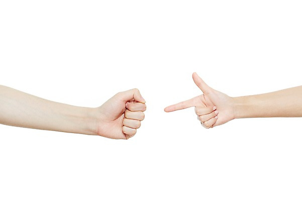 포토 JPG 스튜디오촬영 손 여자 남자 신체 손가락 모션 실내 누끼 사람 손짓 두명 신체부위 가위바위보 승패 국내포토 놀이 내부 파일형식