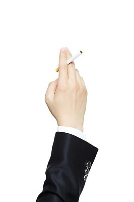 포토 JPG 스튜디오촬영 손 남자 신체 비즈니스 모션 한손 담배 실내 한명 들기 누끼 사람 정장 손짓 신체부위 비즈니스맨 국내포토 1 옷 내부 직장인 파일형식