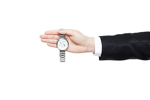 포토 JPG 스튜디오촬영 손 잡화 남자 시계 신체 비즈니스 모션 한손 실내 한명 들기 누끼 사람 정장 손짓 신체부위 시간 비즈니스맨 손목시계 국내포토 1 옷 장신구 내부 직장인 파일형식