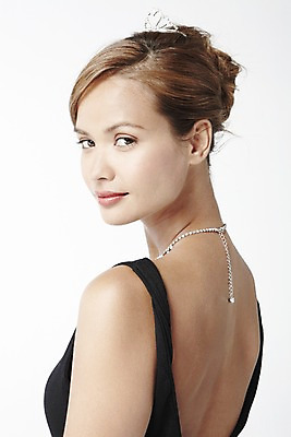 포토 JPG 스튜디오촬영 외국인 해외기획촬영 직업 2012년태국 드레스 원피스 여자 포즈 목걸이 장신구 모션 실내 한명 서기 누끼 사람 상반신 20대 성인 자신감 배우 영화배우 보석 오드리헵번 여자만 여자한명만 성인여자만 청년만 청년여자만 성인한명만 청년여자한명만 성인여자한명만 성인만 국내포토 1 옷 감정 인종 청년 내부 광석 연예인 파일형식