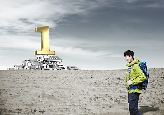 PSD 편집 편집이미지 1 남자 모래 여행 가방 배낭 레저 아웃도어 한명 서기 미소 웃음 사람 동양인 성인 옆모습 그래픽 모래사장 숫자 3D 등산 트래킹 한국인 등산복 입체 등산가방 남자만 남자한명만 성인남자만 성인만 편집3D 문자 잡화 옷 바다 뷰포인트 모션 표정 인종 디지털합성 파일형식