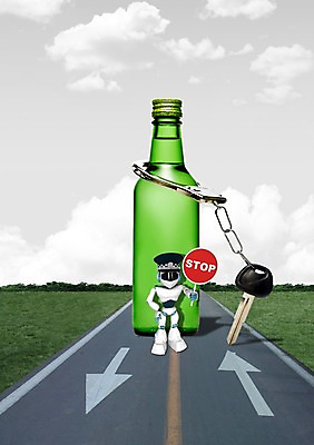 PSD 구름 편집 편집이미지 도로 길 캠페인 과학 비즈니스 하늘 열쇠 술병 첨단산업 잔디 사람없음 그래픽 장난감 3D 금지 표지판 풀 발전 인조인간 정지 수갑 로봇 입체 첨단과학 소주 소주병 금주 음주운전 자동차열쇠 음주단속 4차산업 편집3D 자연요소 식물 산업 컨셉 교통시설 모션 병_용기 주류 알림판 운전 범죄 디지털합성 단속 파일형식