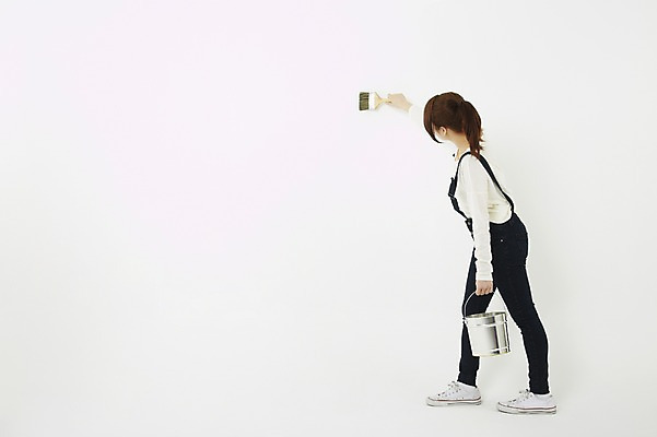 포토 JPG 스튜디오촬영 전신 학생 여자 대학생 페인팅 실내 한명 서기 들기 누끼 사람 동양인 20대 성인 뒷모습 캐주얼 페인트 한국인 붓 색칠 칠 페인트칠 멜빵바지 페인트통 페인트붓 페인팅도구 여자만 여자한명만 성인여자만 청년만 청년여자만 성인한명만 청년여자한명만 성인여자한명만 성인만 국내포토 1 옷 뷰포인트 바지 모션 통 인종 청년 내부 도구 멜빵 파일형식 잡화 하의