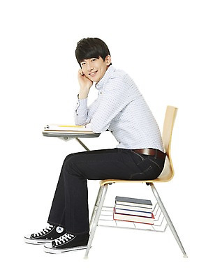 포토 JPG 스튜디오촬영 전신 학생 남자 대학생 셔츠 의자 모션 새출발 실내 한명 미소 웃음 누끼 사람 앉기 동양인 20대 성인 책 캐주얼 캠퍼스라이프 턱괴기 한국인 책상 신학기 신입생 남자만 남자한명만 성인남자만 청년만 청년남자만 청년남자한명만 성인한명만 성인남자한명만 성인만 국내포토 1 라이프스타일 옷 가구 상의 새로움 표정 인종 청년 내부 출발 파일형식