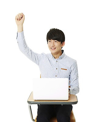 포토 JPG 스튜디오촬영 학생 남자 대학생 셔츠 모션 새출발 실내 한명 미소 웃음 누끼 사람 앉기 동양인 손짓 20대 성인 앞모습 캐주얼 노트북 컴퓨터 손들기 캠퍼스라이프 한국인 발표 책상 신학기 신입생 남자만 남자한명만 성인남자만 청년만 청년남자만 청년남자한명만 성인한명만 성인남자한명만 성인만 국내포토 1 라이프스타일 옷 뷰포인트 가구 상의 새로움 표정 인종 청년 내부 전자제품 출발 파일형식